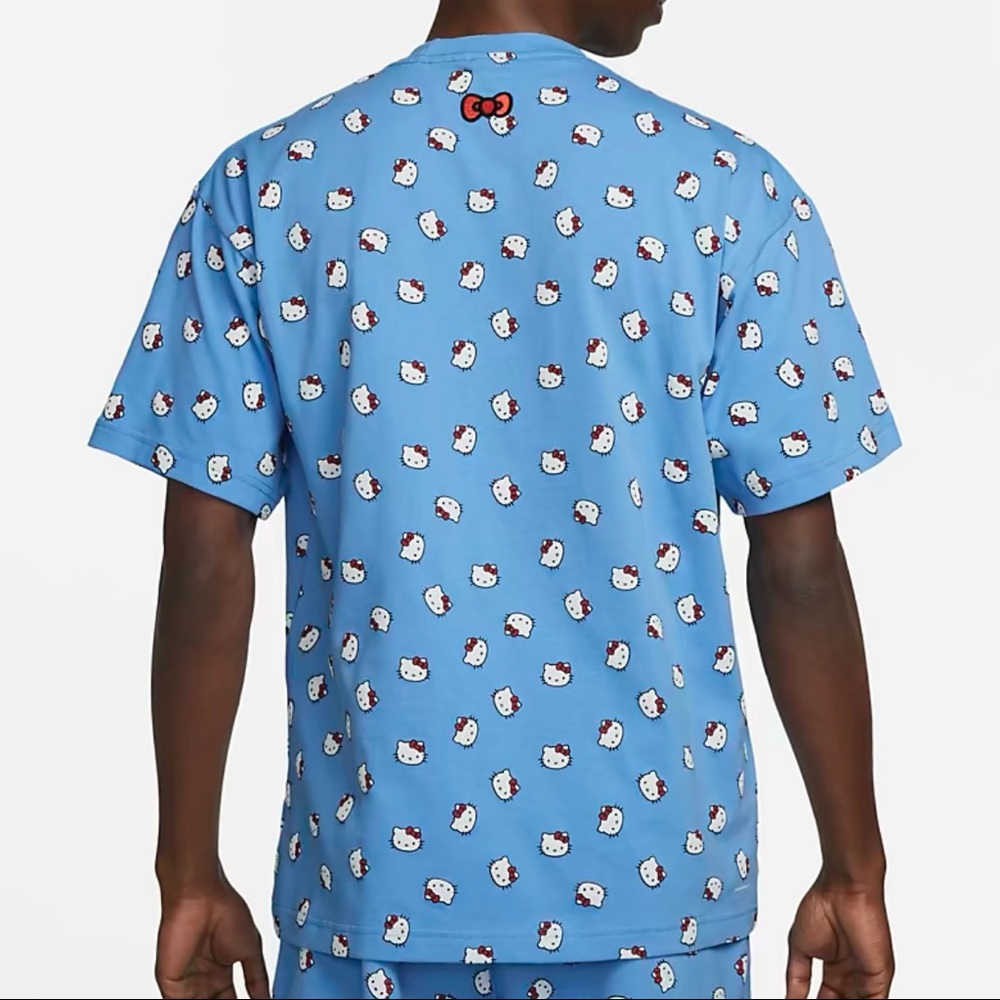 Nike x Hello Kitty Medium